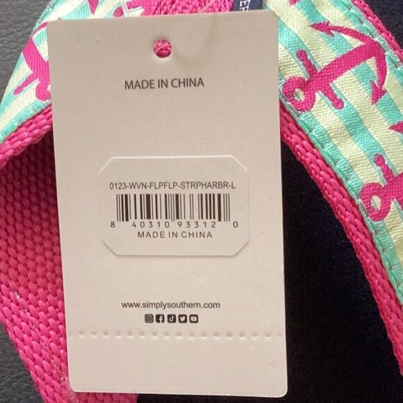 SIMPLY SOUTHERN NWT FLIP FLOP SANDALS STRIPED HARBOR SIZE LARGE 7.5”-8.5” WOMEN - Picture 4 of 6